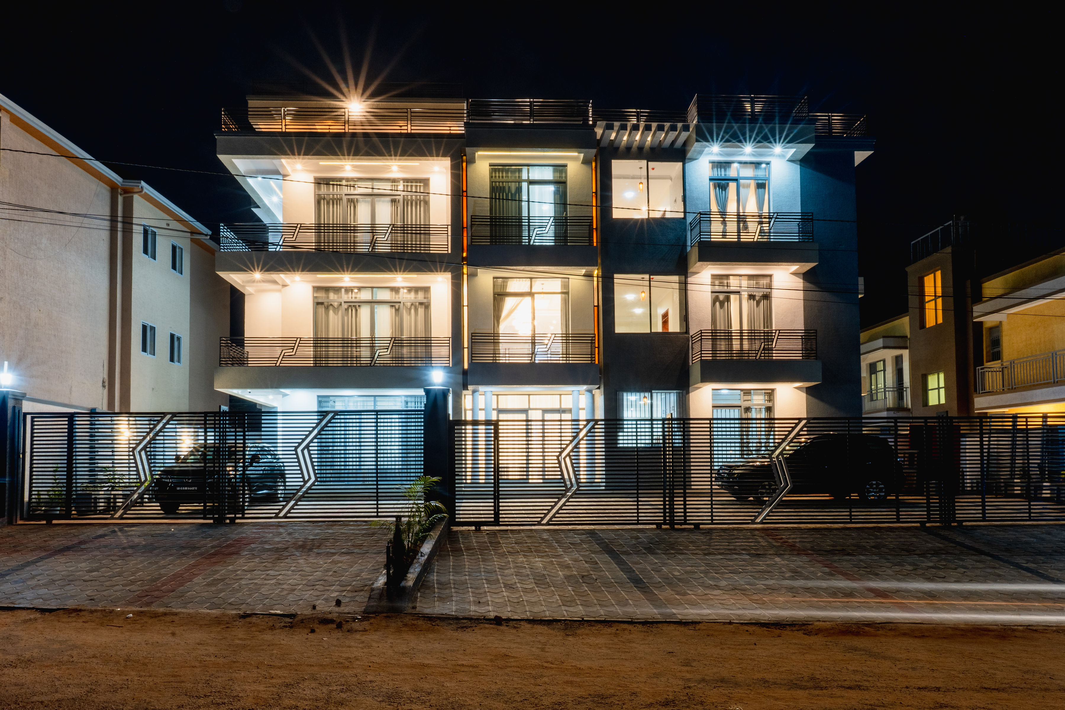 Unicavilla Night View